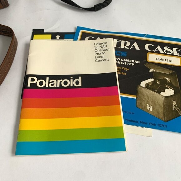 Polaroid Pronto Land Camera Sonar One Step with Case & Manuals UNTESTED - Picture 4 of 8